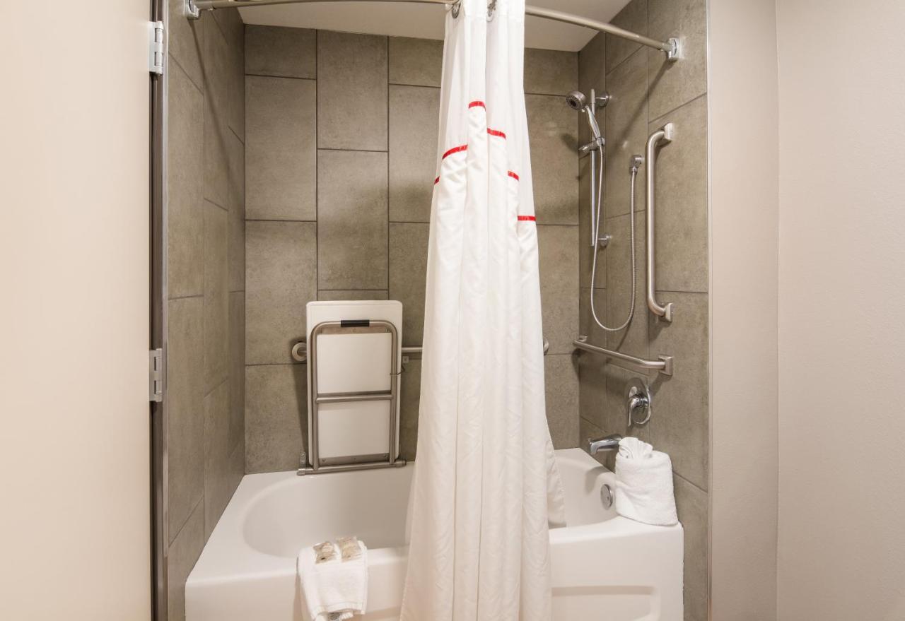 Red Roof Inn チェスター エクステリア 写真