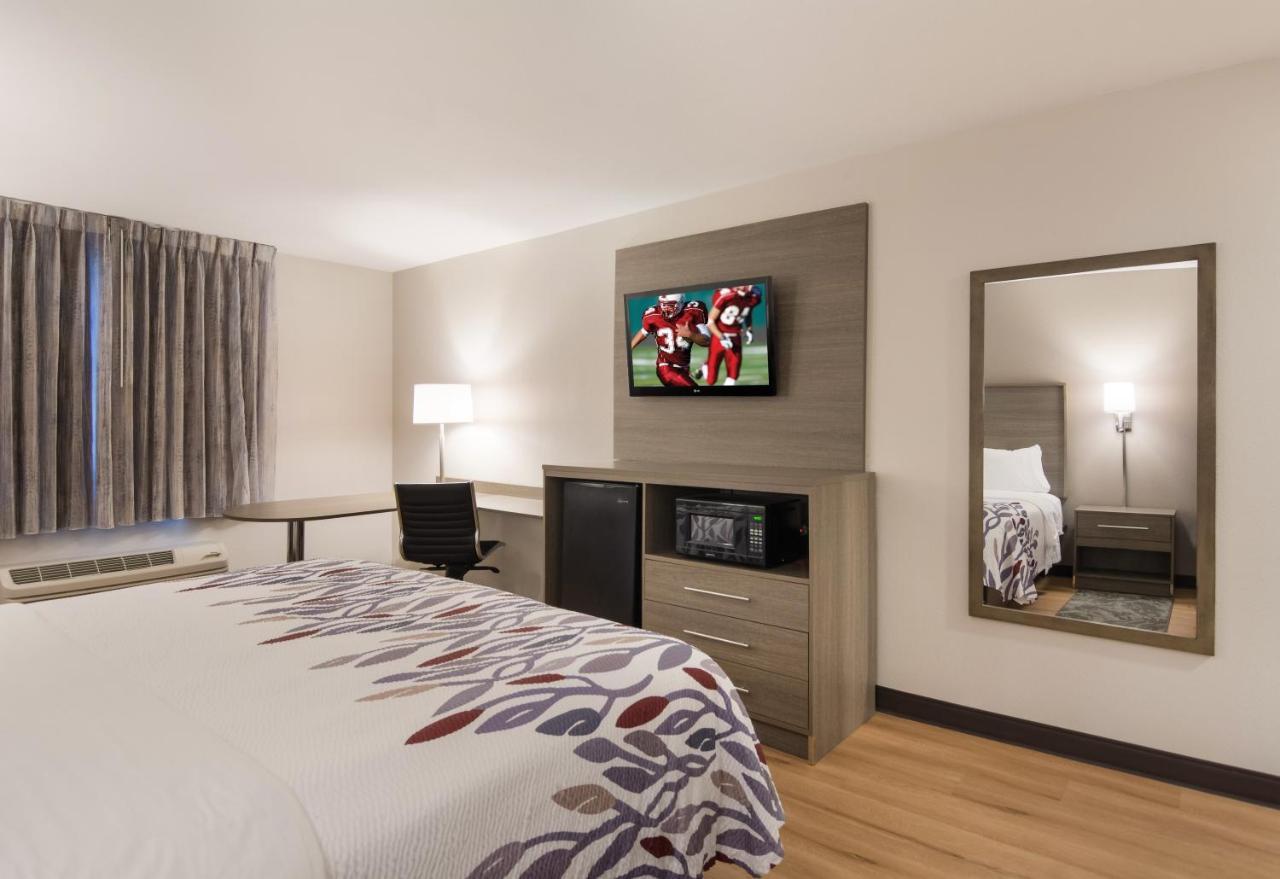 Red Roof Inn チェスター エクステリア 写真
