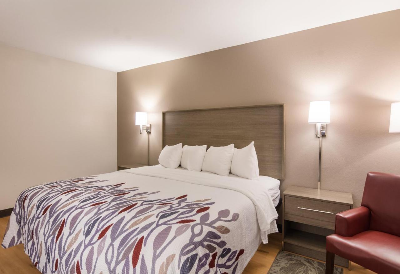 Red Roof Inn チェスター エクステリア 写真